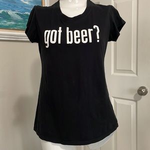 Vintage 90’s/Y2K GOT BEER? Tshirt *see measurements*